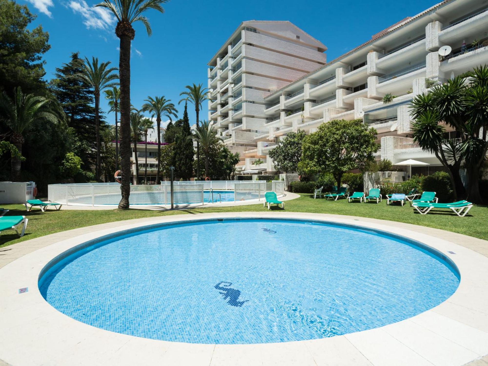 Apartment Jardines Del Mar Marbella Exterior foto